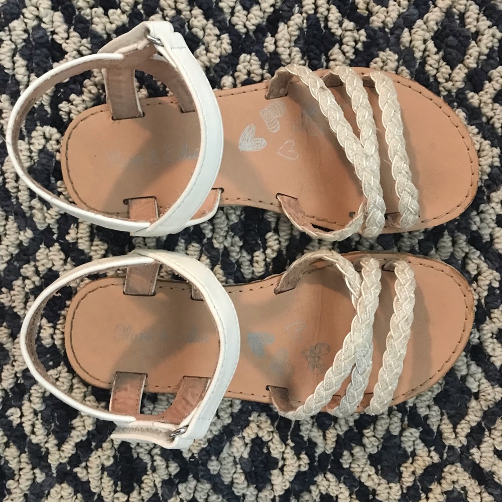 Olive & Edie size 11 little girl white sparkle sandals